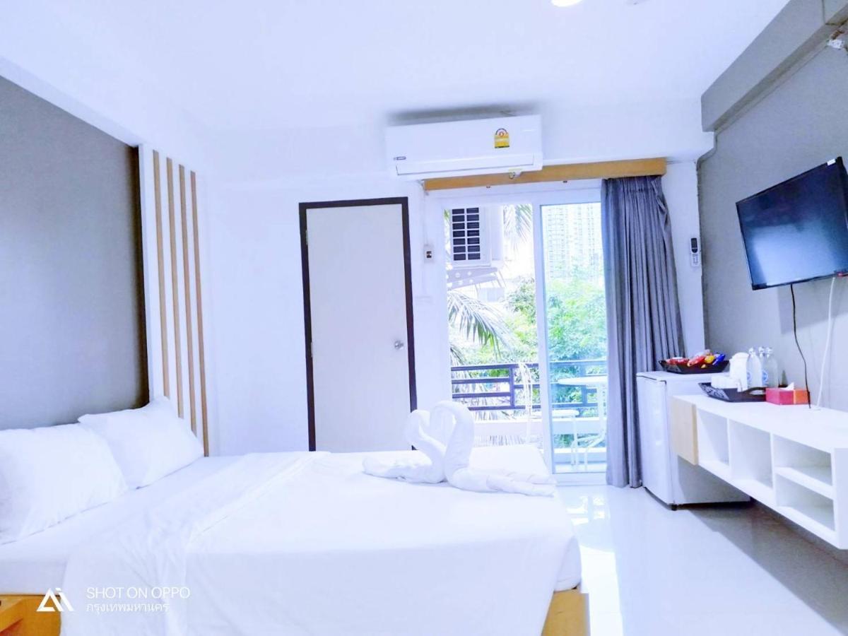 Beerapan Hotel Bangkok Exterior foto