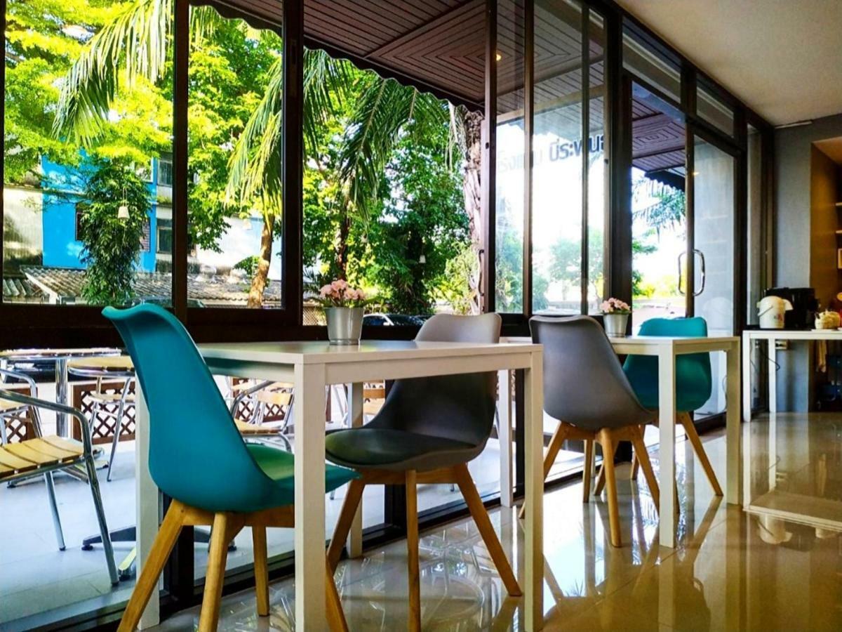 Beerapan Hotel Bangkok Exterior foto